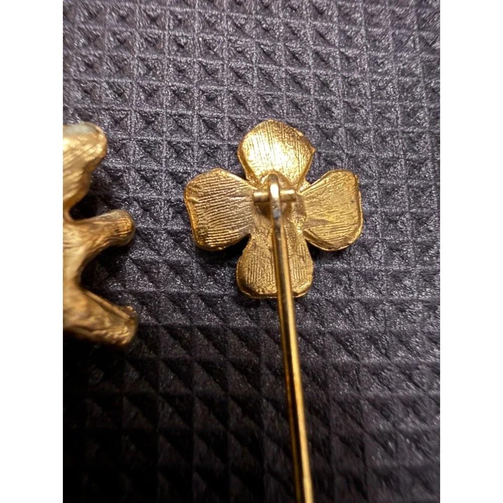Vintage Hat Pins set. Gold tone. READ